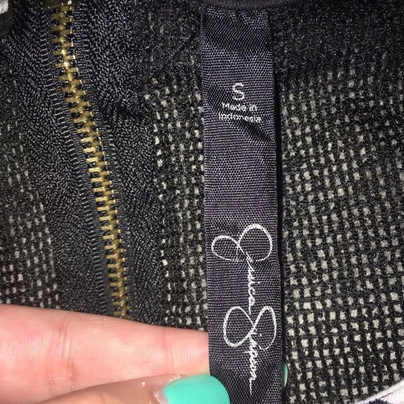 Jessica Simpson Crop Top - Picture 2 of 3